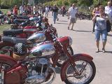 VIDEO: Lidé obdivovali krásu motocyklů Jawa VIDEO: Lidé obdivovali krásu motocyklů Jawa