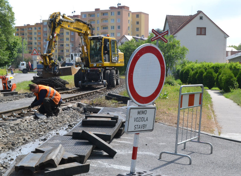Správa železnice opravovala přejezdy a měnila pražce Správa železnice opravovala přejezdy a měnila pražce