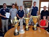 Fotbalistům poděkovali na radnici za skvělé výkony a reprezentaci města Fotbalistům poděkovali na radnici za skvělé výkony a reprezentaci města