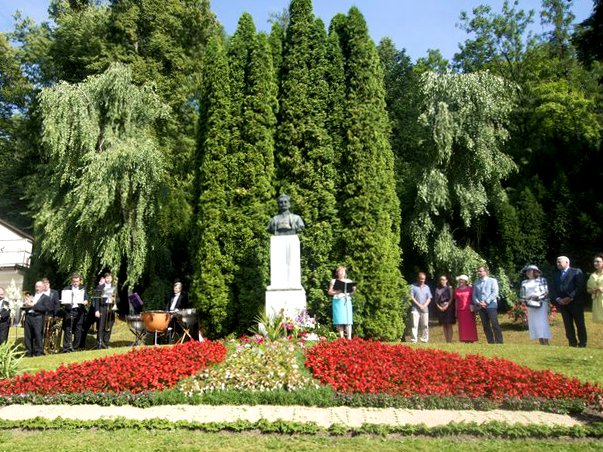 Zahájení jednoho z ročníků festivalu (foto archiv) Zahájení jednoho z ročníků festivalu (foto archiv)
