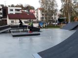 Začal fungovat městem zbudovaný nový skatepark za 2,5 milionu korun Začal fungovat městem zbudovaný nový skatepark za 2,5 milionu korun