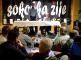 Nový starosta TJ Sokol Luhačovice Robert Kolařík mluví na valné hromědě organizace Nový starosta TJ Sokol Luhačovice Robert Kolařík mluví na valné hromědě organizace