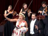 Zazpívali i operní pěvci M. Katráková a R. Samek Zazpívali i operní pěvci M. Katráková a R. Samek