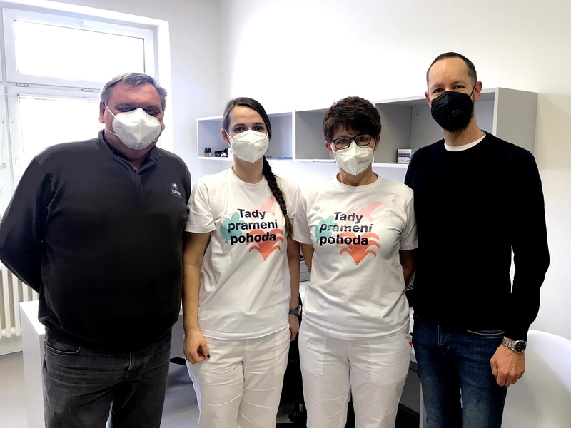 Očkovací centrum úspěšně slouží lidem z Luhačovic i z okolí a navyšuje počty očkovaných Očkovací centrum úspěšně slouží lidem z Luhačovic i z okolí a navyšuje počty očkovaných