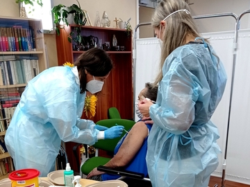 Klienti i personál Domova pro seniory Luhačovice už dostali vakcínu proti covidu Klienti i personál Domova pro seniory Luhačovice už dostali vakcínu proti covidu