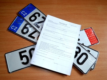 Úředníci luhačovické radnice zaznamenali až 100% nárůst žádostí o změnu v registru vozidel, nápor se podařilo zvládnout Úředníci luhačovické radnice zaznamenali až 100% nárůst žádostí o změnu v registru vozidel, nápor se podařilo zvládnout