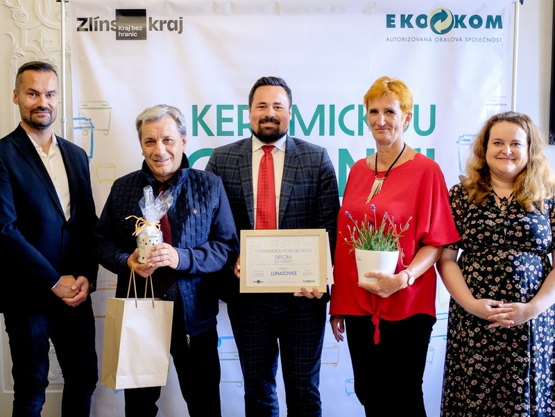 Luhačovjané nejlépe třídí odpad, město získalo ocenění v soutěži O keramickou popelnici Luhačovjané nejlépe třídí odpad, město získalo ocenění v soutěži O keramickou popelnici