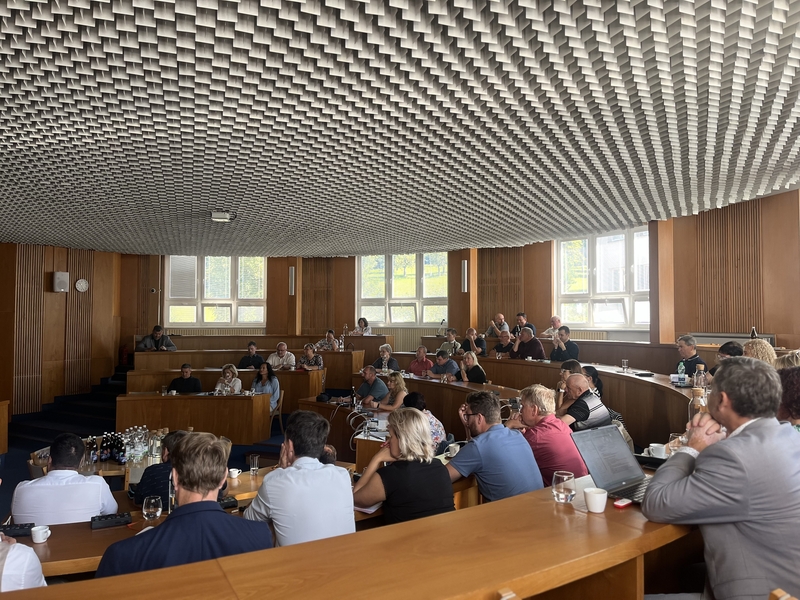 Setkání v Luhačovicích řešilo dopady novely školského zákona: Mzdy nepedagogických pracovníků přecházejí na obce Setkání v Luhačovicích řešilo dopady novely školského zákona: Mzdy nepedagogických pracovníků přecházejí na obce